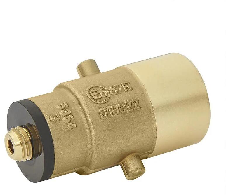 Detalj av LPG tankadapter for ulike reisemål i Europa Pro Plus