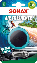 Luftfrisker Ocean-Fresh med klips for ventilasjon montert på bilens ventilasjonsrist