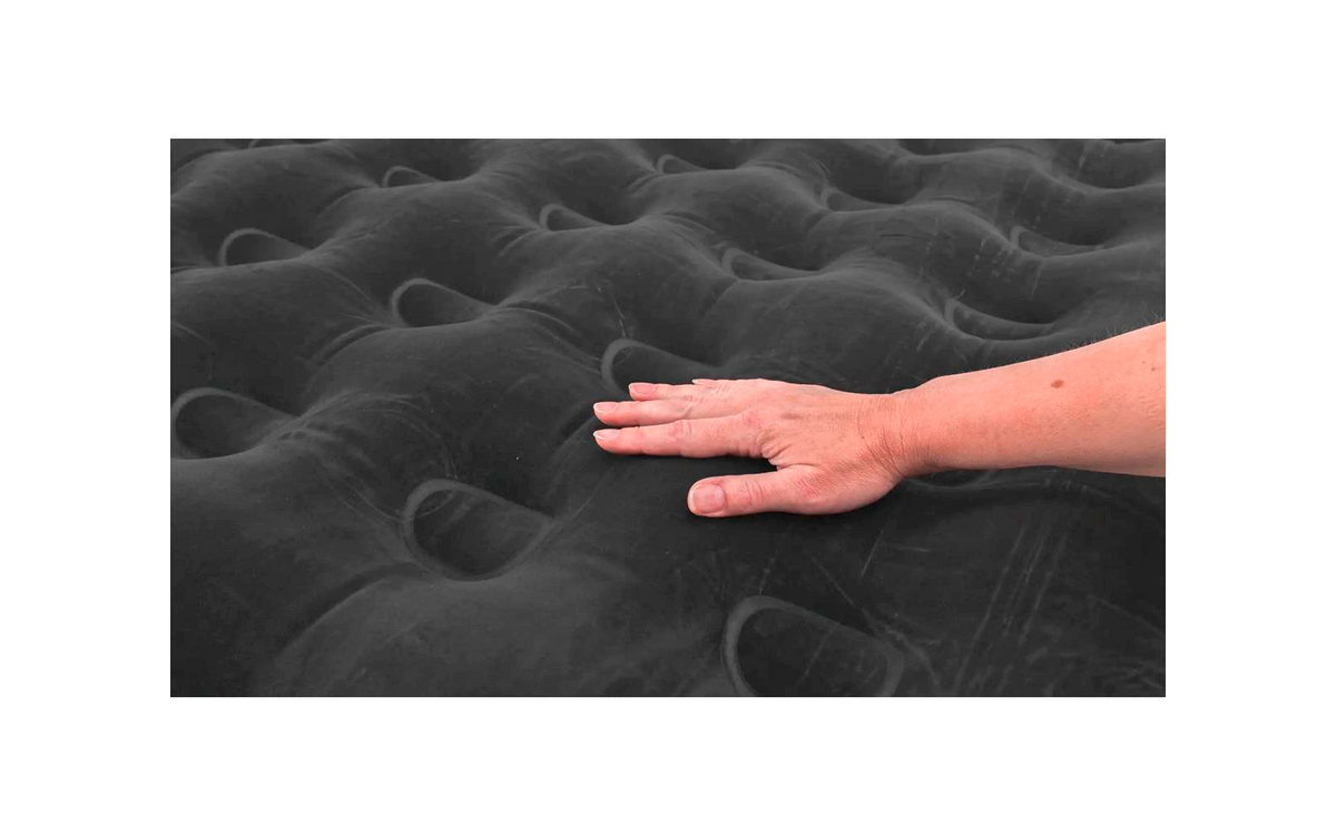 Luftmadrass Classic Single 185 x 70 x 20 cm PVC, 1,4 kg - Outwell i bruk i telt