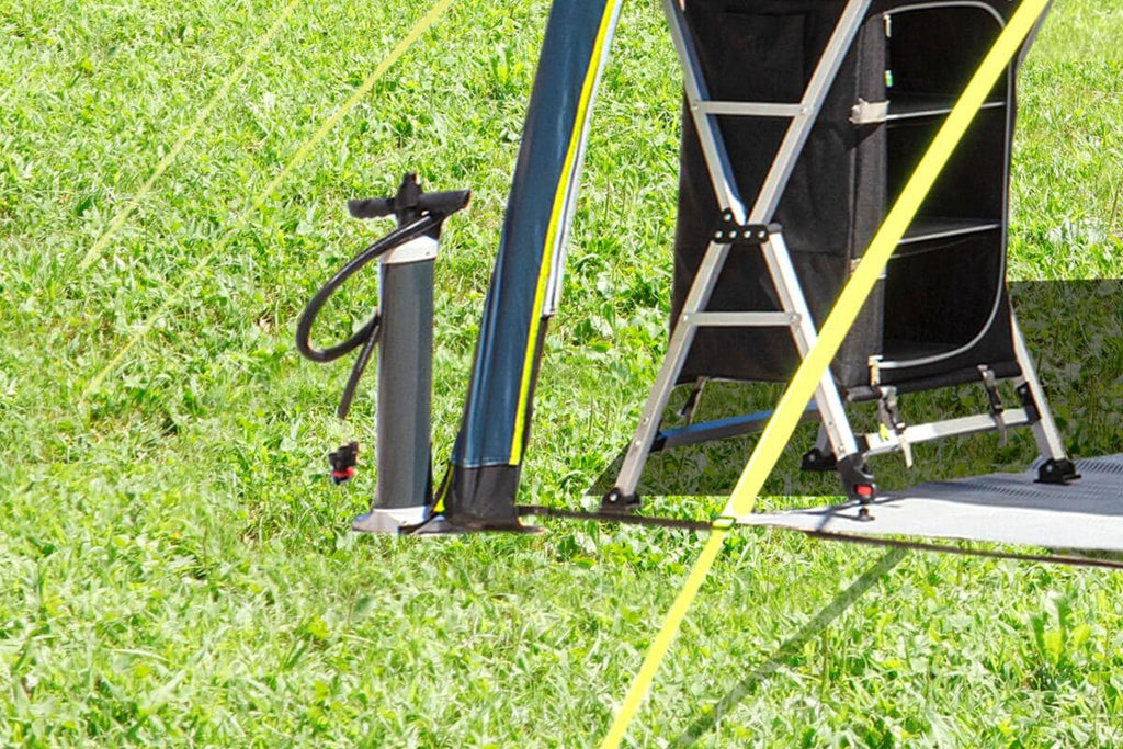 Oppblåsbart solseil Skia for campervan 240x280 cm med luftpumpe