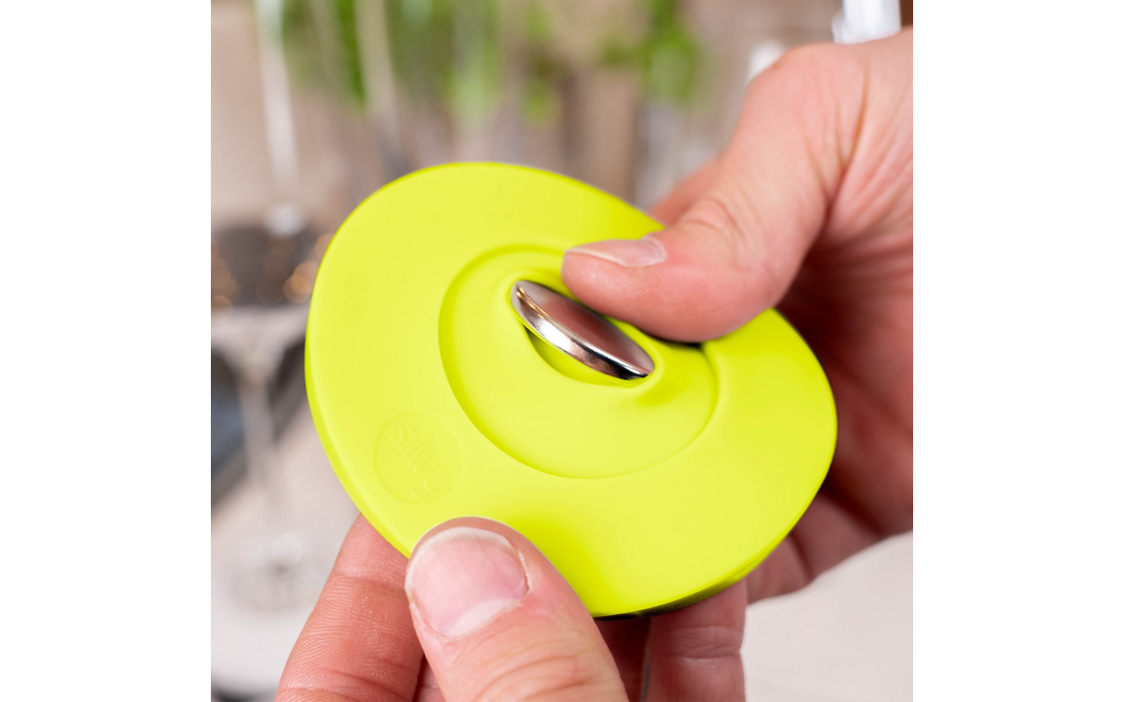 Magnetadapter-sett for stilkglass med nano-gel-pads nærbilde av silikonpads