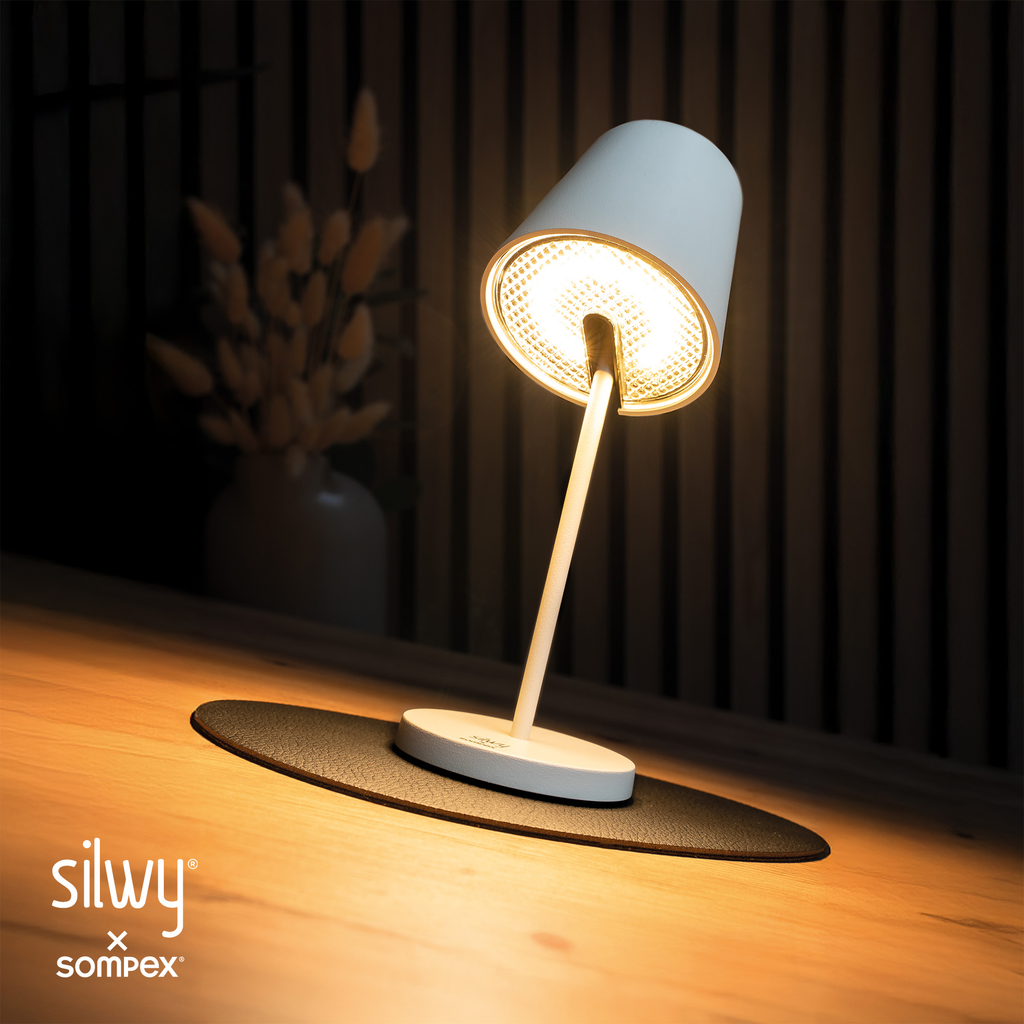 Magnetisk bordlampe Portofino med underlag IP65 hvit forfra