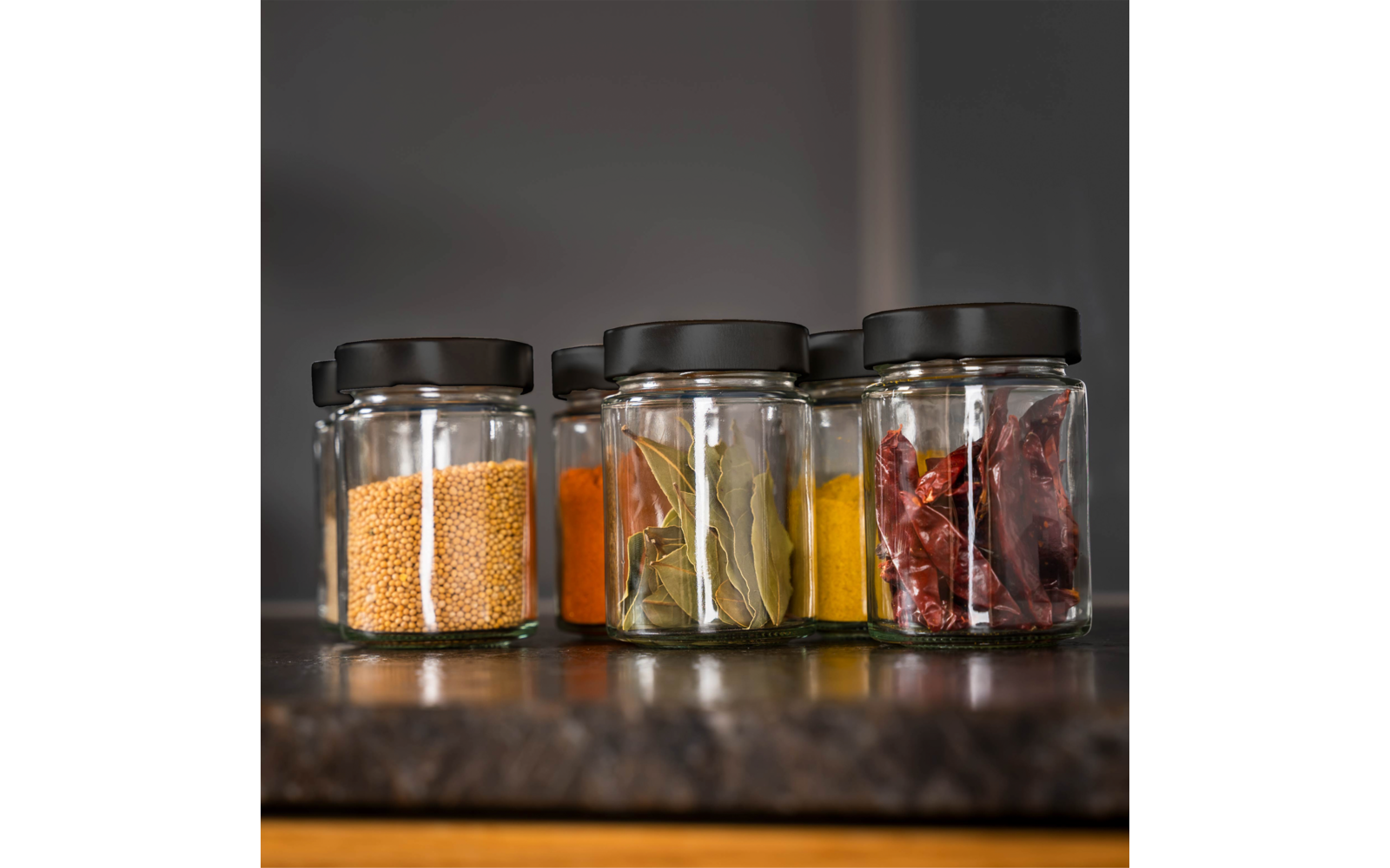 Nærbilde av krystallglass i Magnetiske glass 192 ml 3-pack med magnetlist