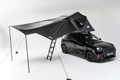 Markise Light Awning 3 x 3,5 m til taktelt Roof Space 2 - RoofSpace montert på taktelt sett forfra