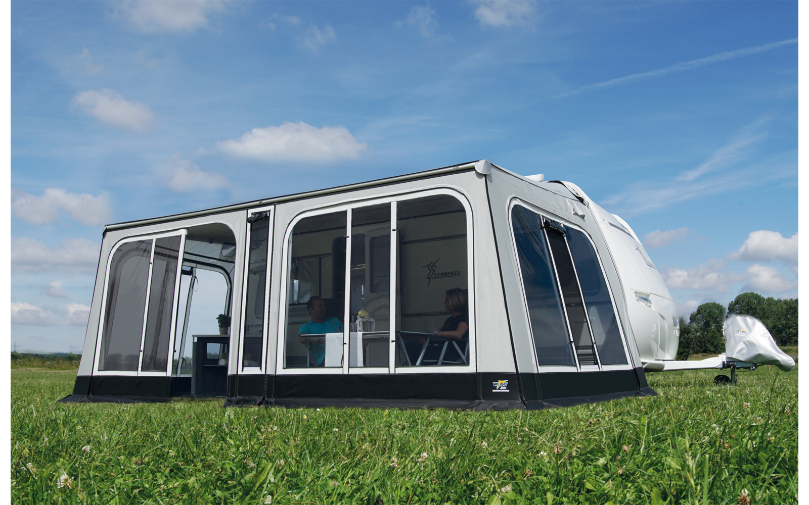 Nærbilde av aluminium ramme på Markisefortelt Rolli Plus Panoramic 250 cm dyp