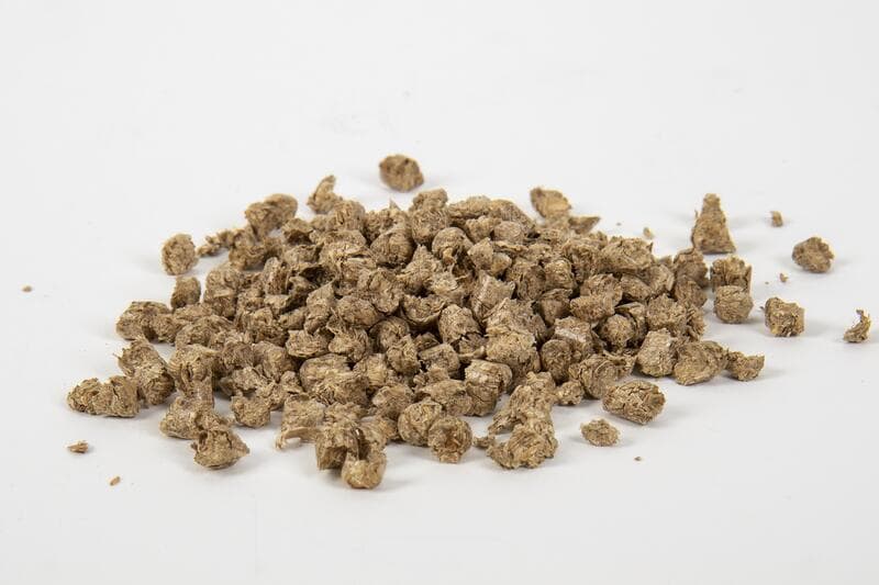 Miscanthus strø i pelletformat for tørrsepareringstoalett - Camp4 forfra