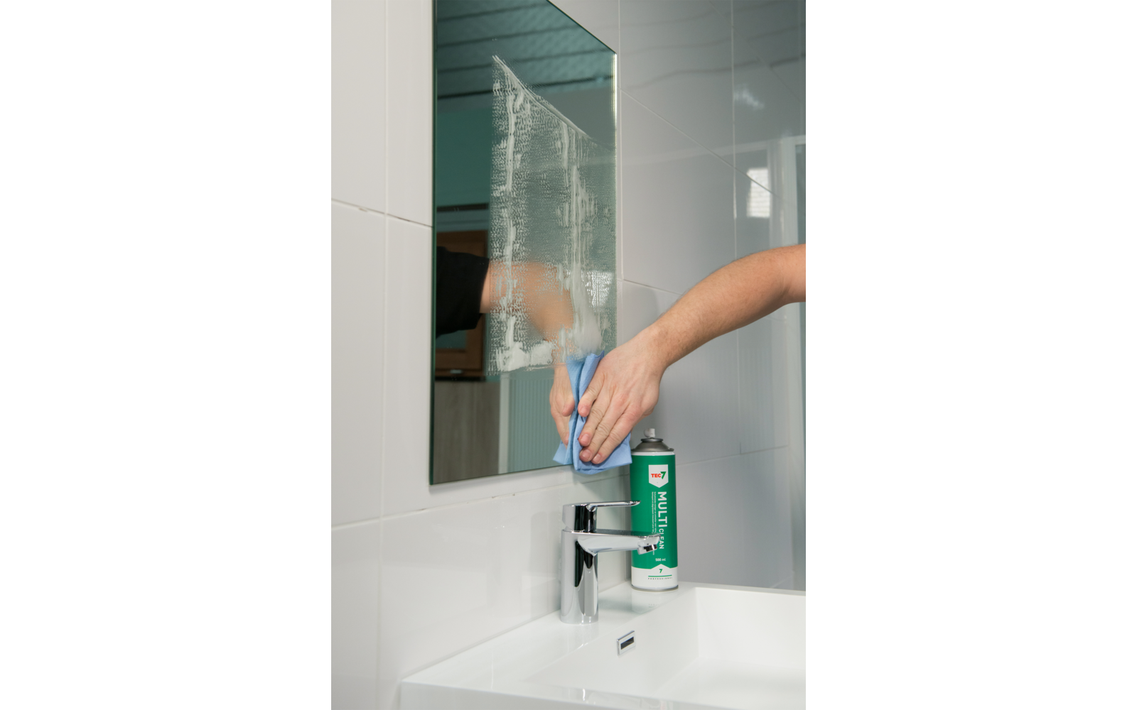 Multiclean universalskumrens aerosol 500 ml - TEC7 bakside