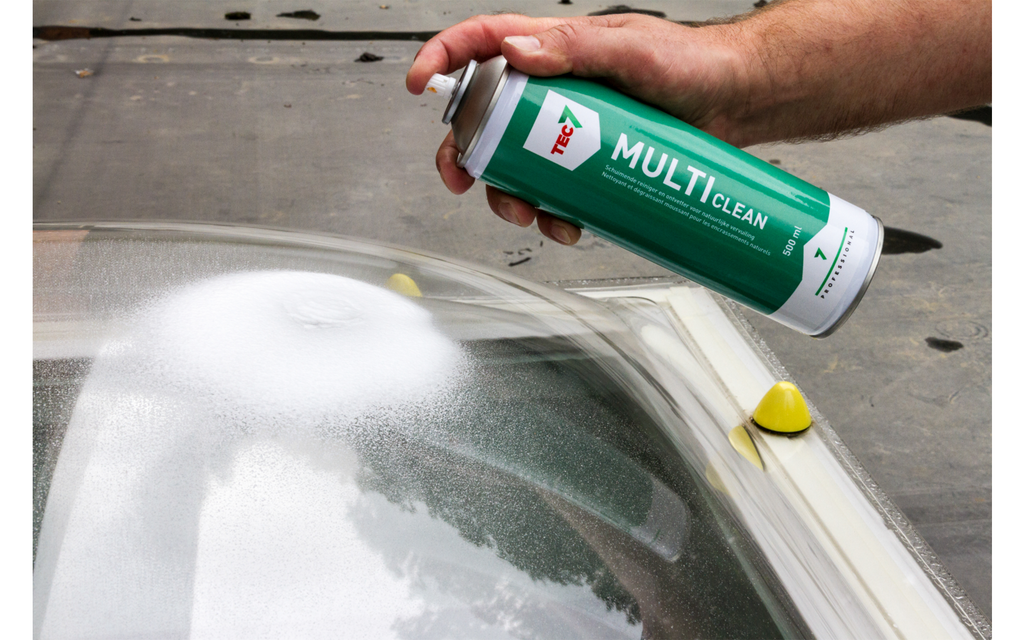 Detalj av spraydyse på Multiclean universalskumrens aerosol 500 ml - TEC7
