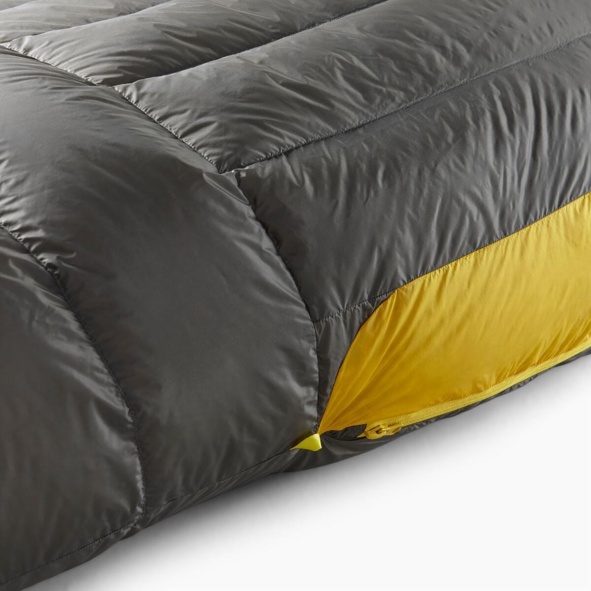 Detalj av hette på Mumiesovepose Spark 850+ fill power 10D nylon - Sea to Summit