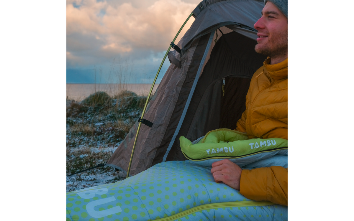 Mumiesovepose Tongi 750M sommer polyester 205x80 cm 0,75 kg - Tambu pakket i kompresjonspose