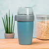 Müslibeger 700 ml med to lekkasjesikre rom fra Westmark bakside