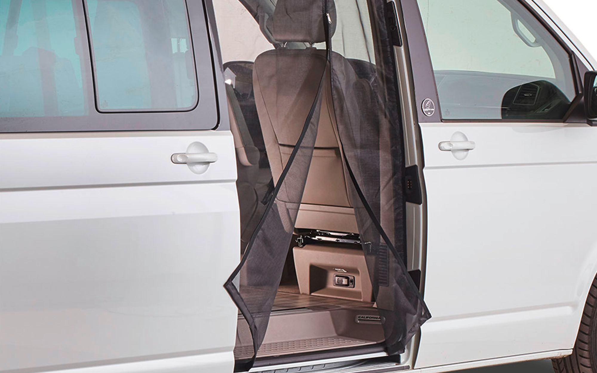 Myggnett VanQuito med magnetlukking for VW T5/T6 og Vito forfra