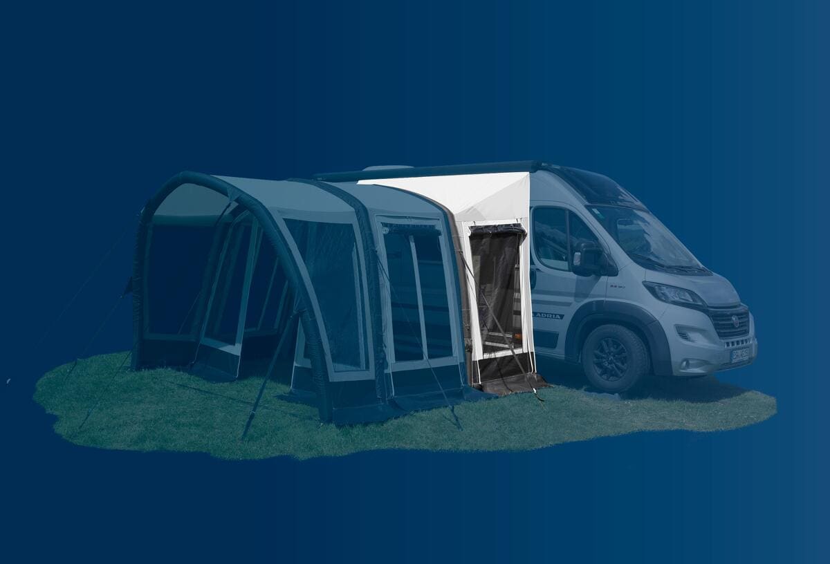 Montert Oppblåsbart lufttelt Yanook Air 320x130 cm modulært Wigo på campingplass