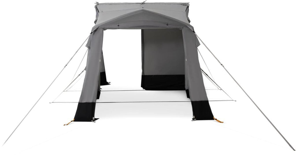 Oppblåsbart driveaway-fortelt Leggera AIR 260 DA svart montert på campingplass