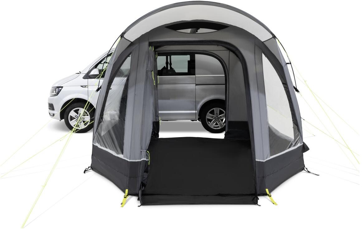 Oppblåsbart bussfortelt Action AIR 290x360cm frittstående - Kampa montert på campingplass