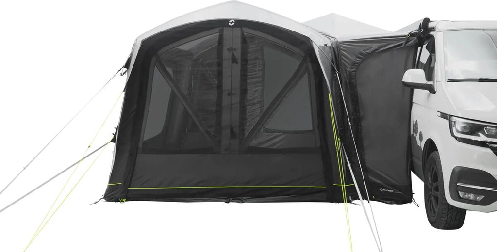 Oppblåsbart bussfortelt Cross PowerAir 265x250 cm m/sovekabinett - Outwell inngangsdør