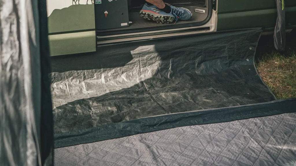 Oppblåsbart bussfortelt Santa Monica Air Mid/Tall 260x250 cm med gulv og teppe - Outwell