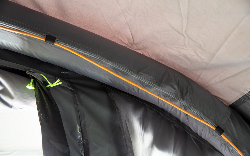 Oppblåsbart bussfortelt Touring Air 4-Season 320x255 cm luftpumpe inkludert