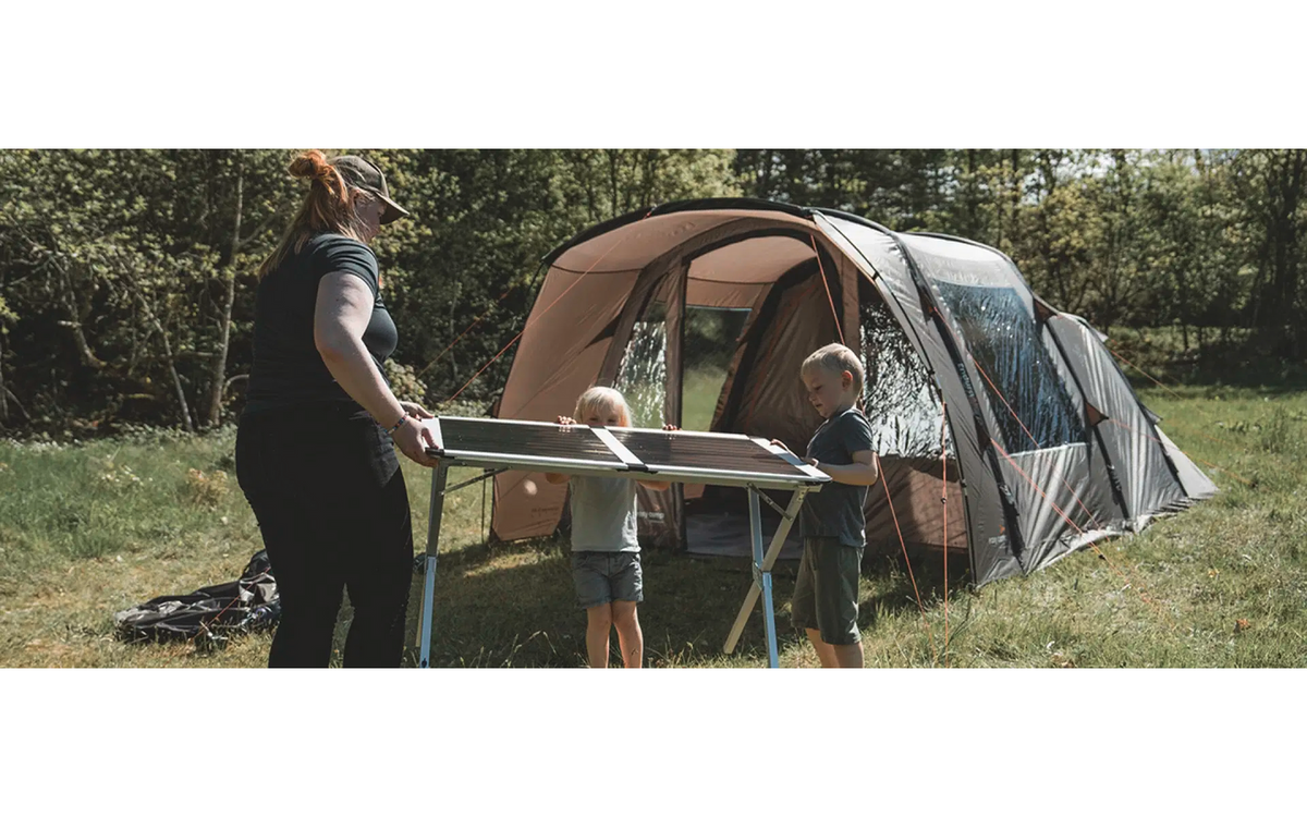Oppblåsbart familietelt Brimnes 5 Air 5 personer 3000 mm - Easy Camp sett fra siden med luftrør