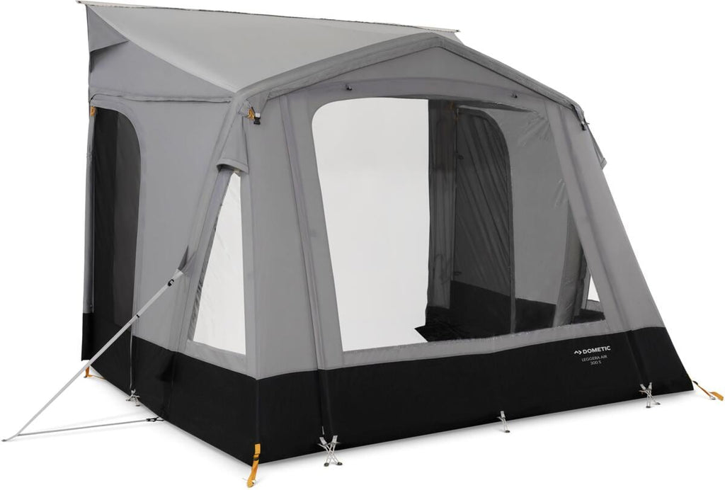 Montert Oppblåsbart fortelt Leggera AIR 300 S 300x240 cm svart på campingvogn