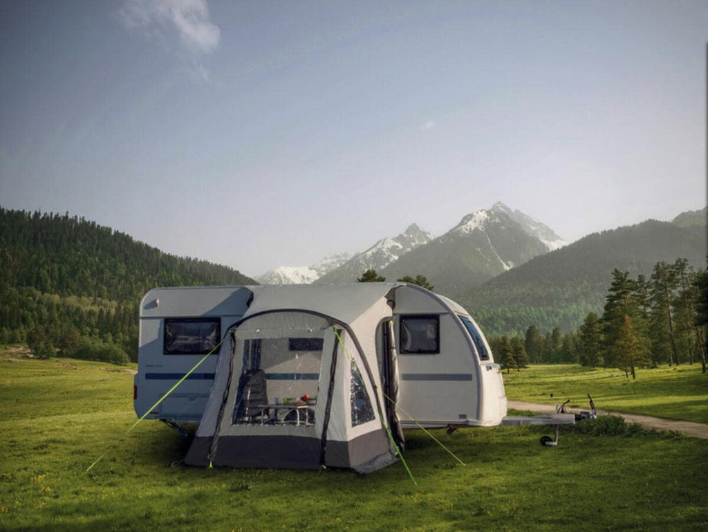 Oppblåsbart fortelt One Beam Air for campingvogn bakside