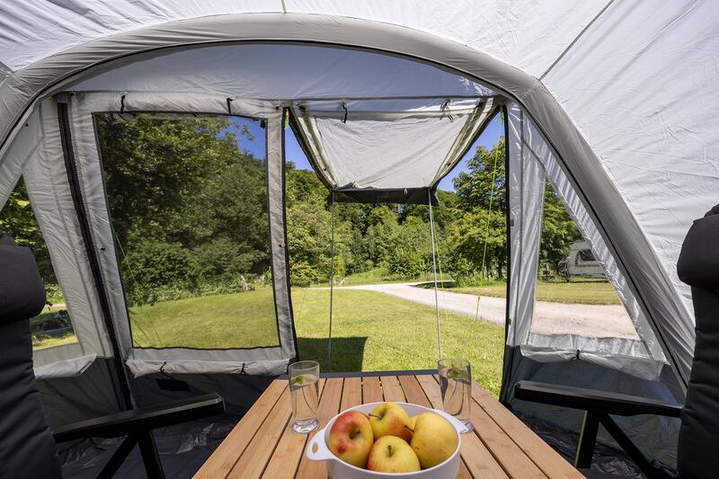 Oppblåsbart fortelt One Beam Air High 350x250 cm sett fra siden
