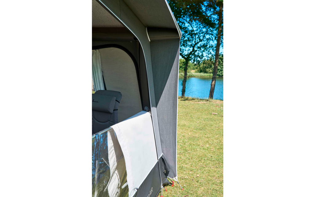Montert oppblåsbart fortelt Ventura Air Alto 260x250 cm - Isabella på camping
