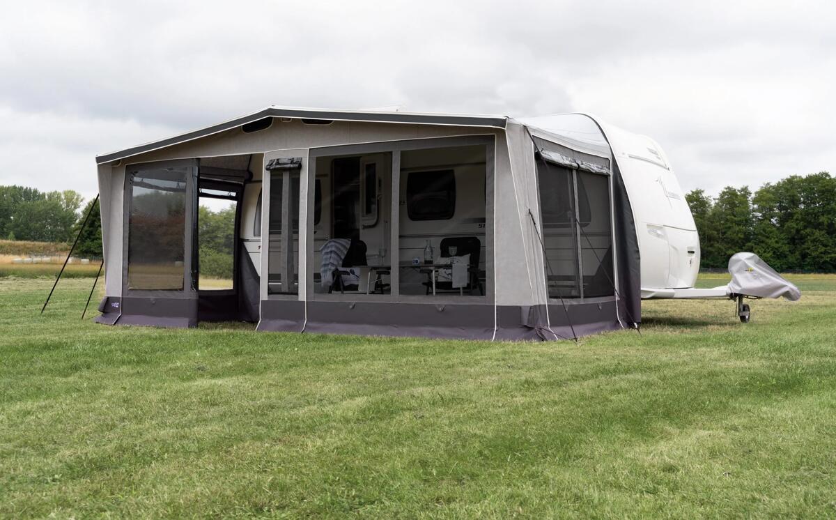 Oppblåsbart fortelt Yago Air for campingvogn, DOLAN-stoff forfra