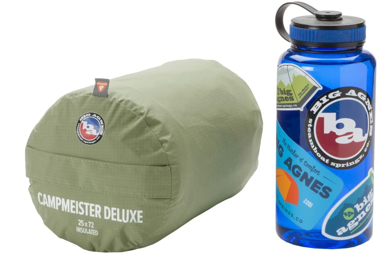 Oppblåsbart liggeunderlag Campmeister Deluxe 11cm R7 - Big Agnes montert på campingplass