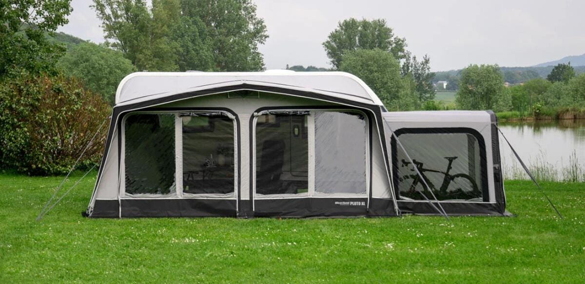 Nærbilde av ventilasjon på Oppblåsbart reisefortelt Pluto XL 2.0 dybde 300 cm