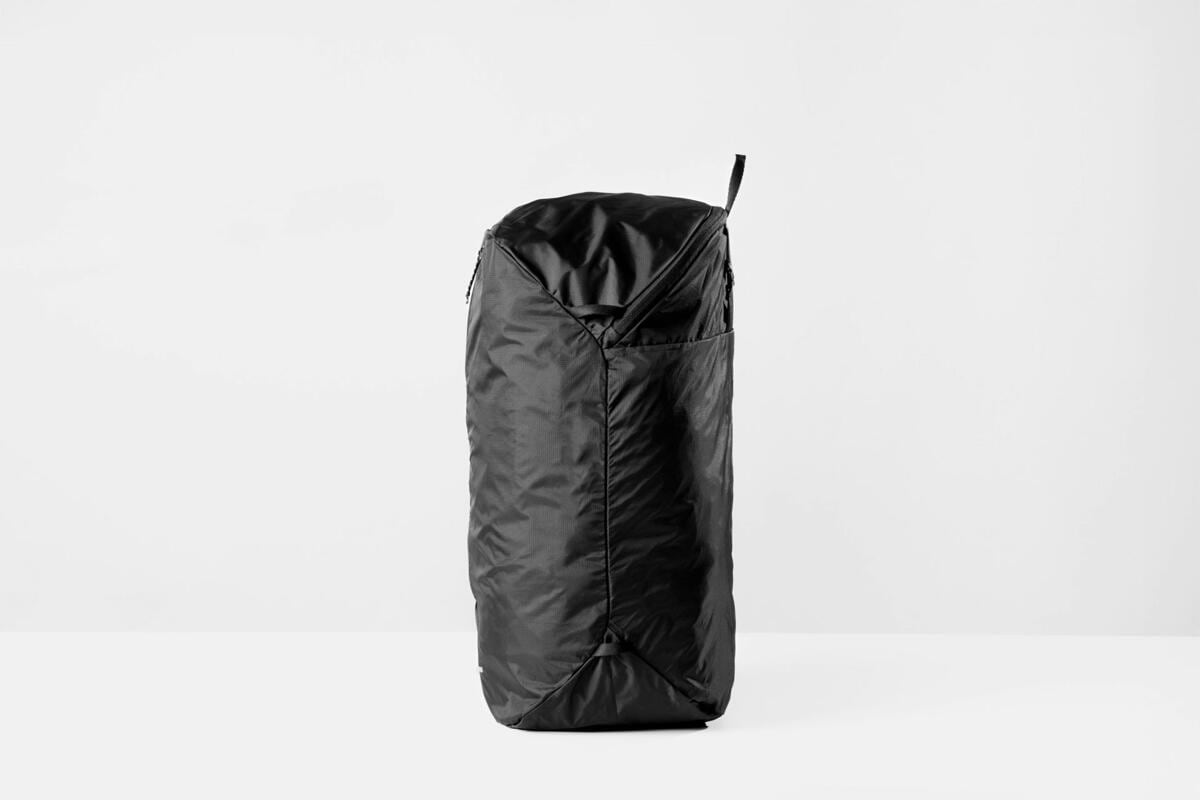 Detalj av glidelås på Pakkepose for skittentøy 30L 125g 50D nylon svart - Matador
