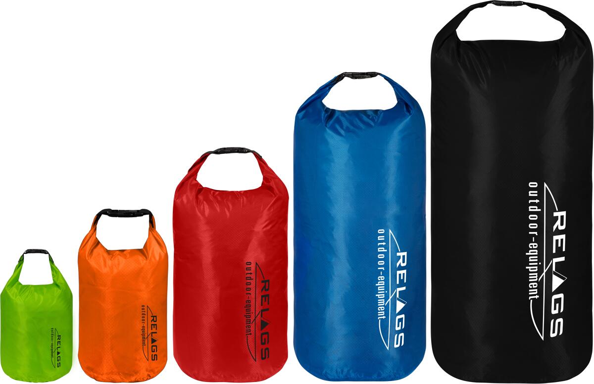 Pakkpose 210T vanntett polyester/PVC, 2 liter grønn BasicNature forfra