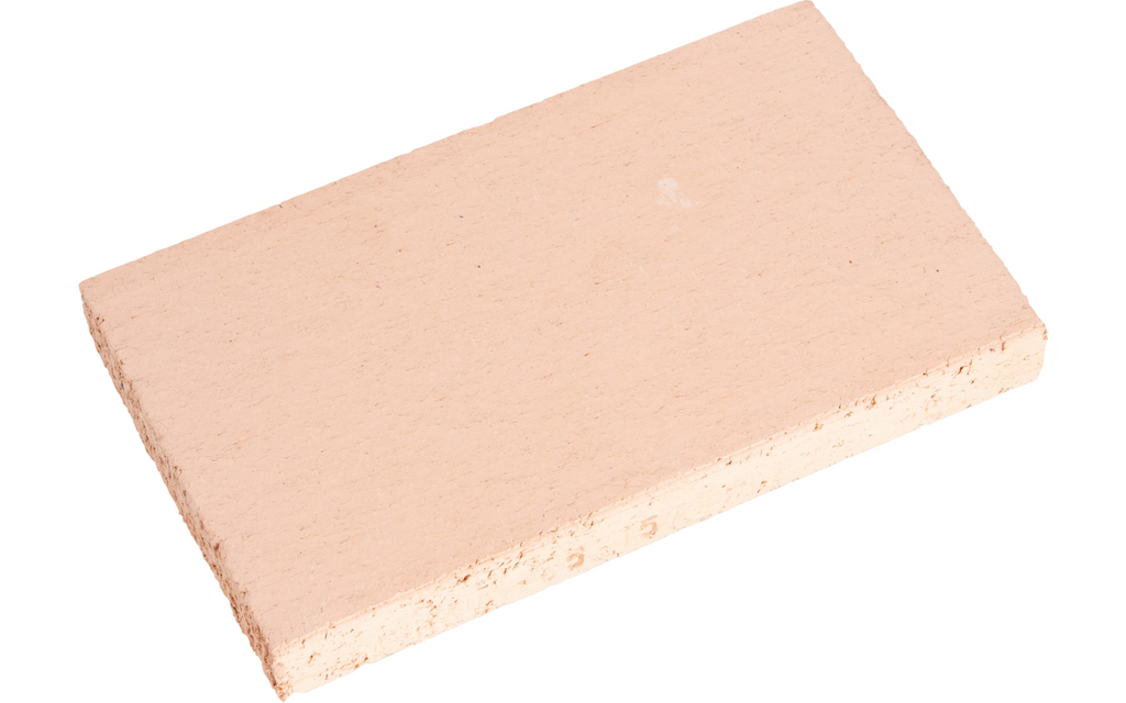 Detalj av trespade med gravur i Pizzasett One Beefer