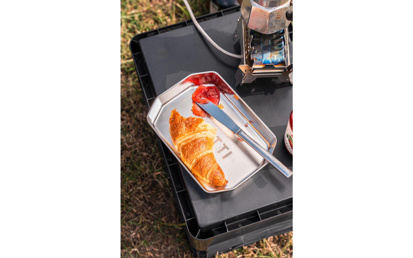 PLADE campingtallerken i rustfritt stål stabelbar - Skotti oppbevaring