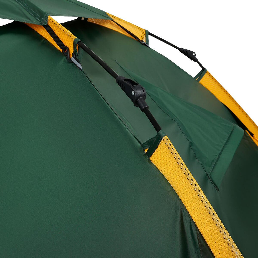 Pop-up-telt Instant Tent for 3 personer montert på campingplass
