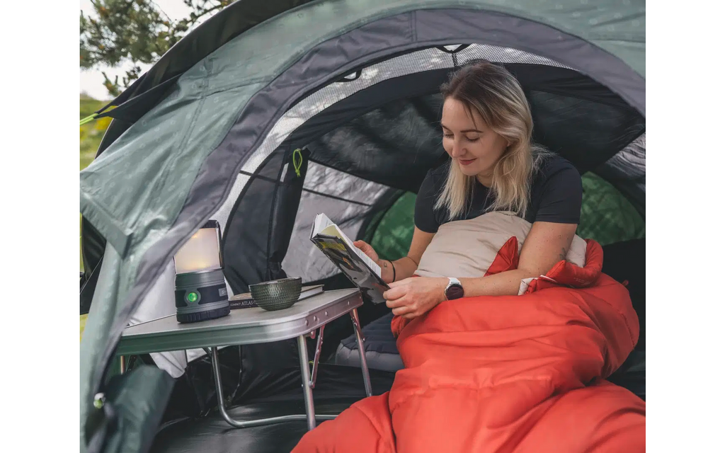Pop-up telt Nexion 3 for 3 personer med innertelt, blå - Outwell sett bakfra med ventilasjon