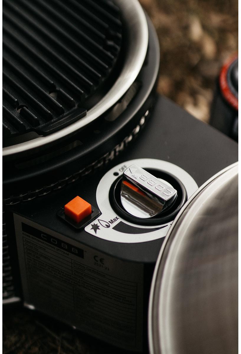 Nærbilde av griddle overflate i Premier Gas Deluxe 2.0 patrongrill