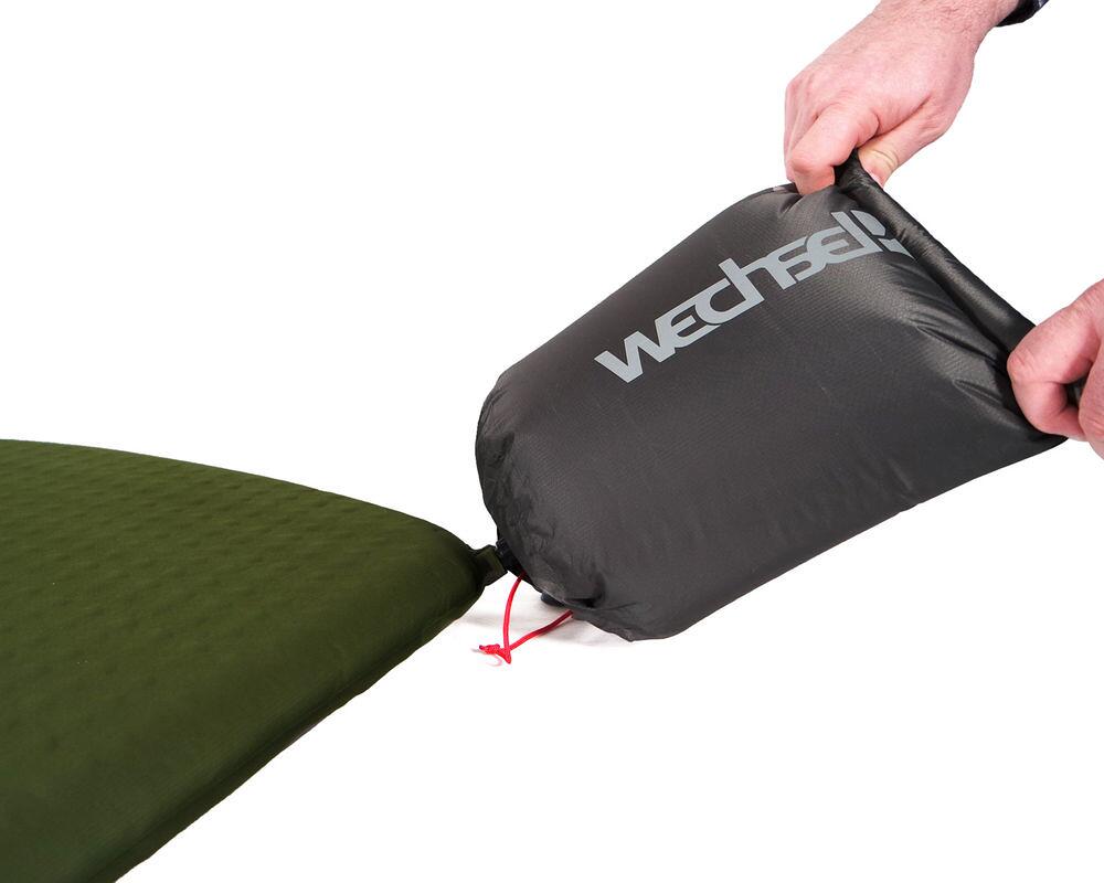 Detalj av ventilåpning på pumpepose for liggeunderlag 34L, 95 g, 70x25 cm - Wechsel