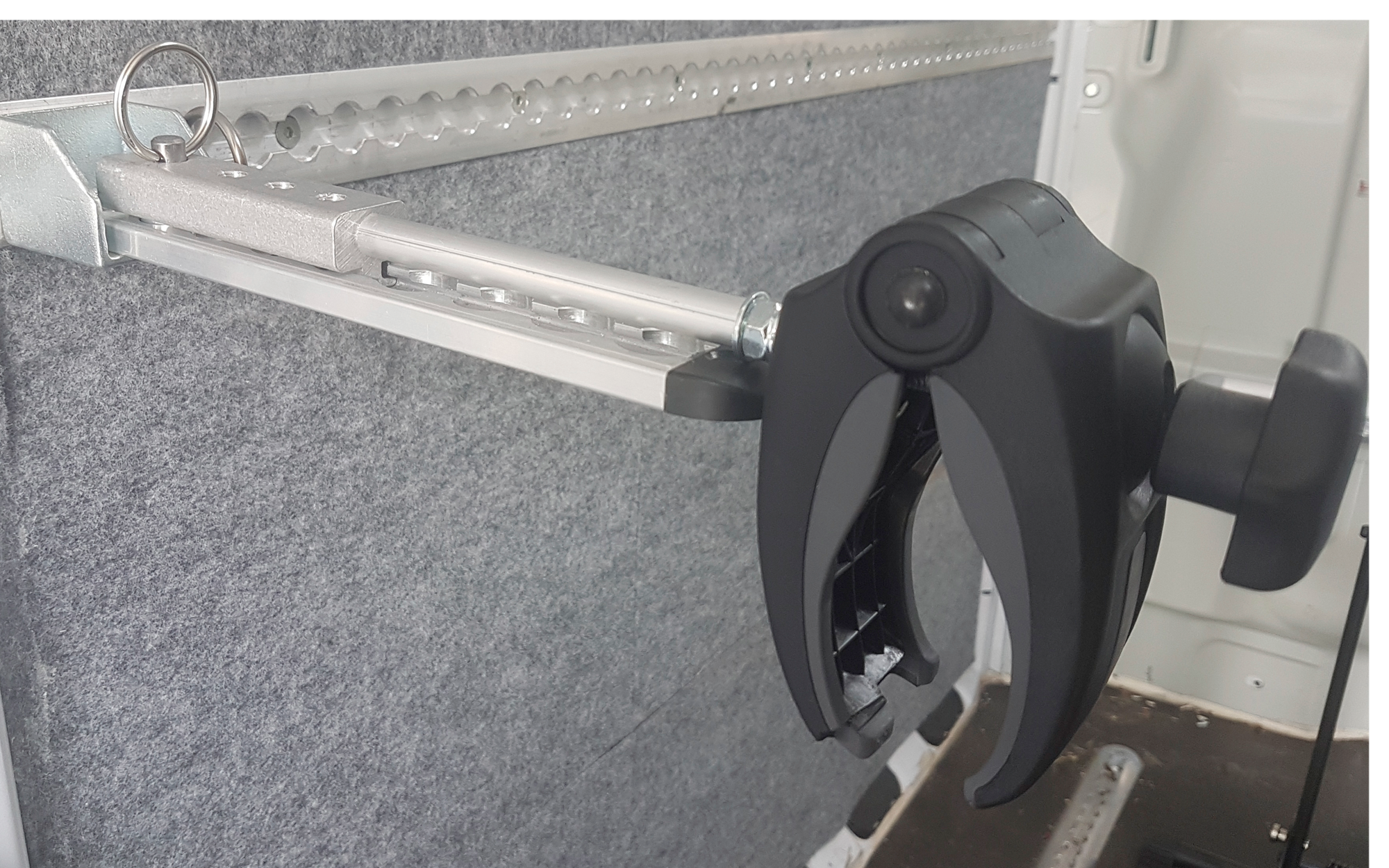 Rammeholderarm justerbar 30-40 cm - Zurrschienen.com forfra