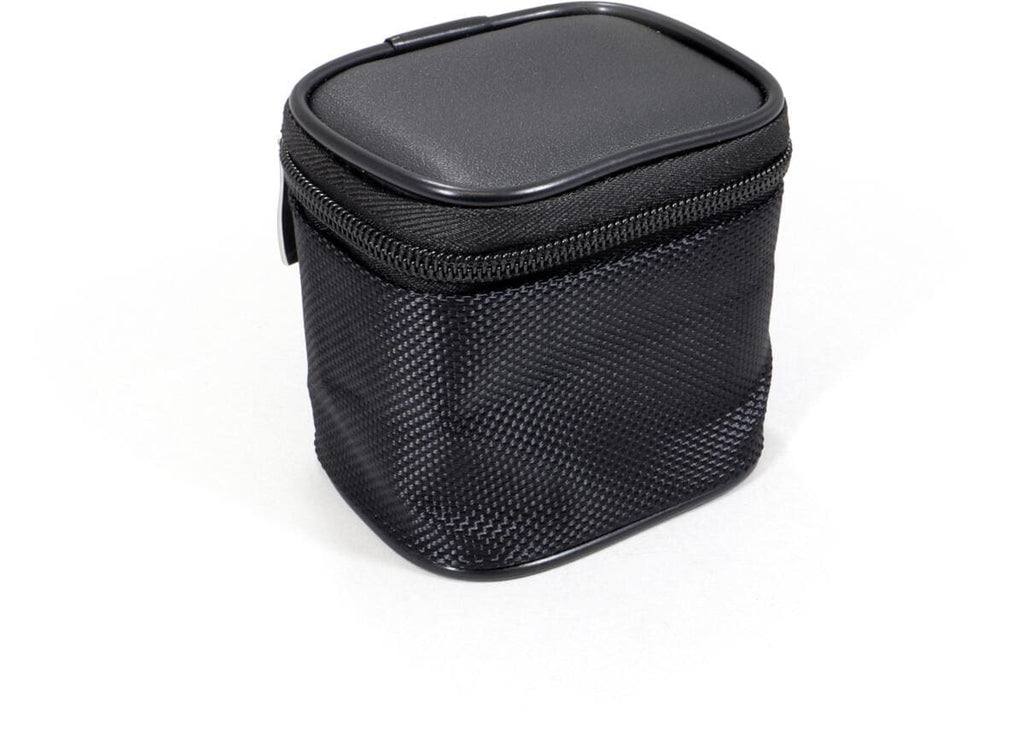 Reiseadapter universal med 5 USB-utganger (2A/3C) - Origin Outdoors i bruk
