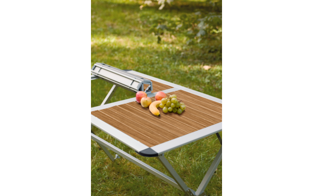 Rullbord Nera bambus aluminium montert med nettablage