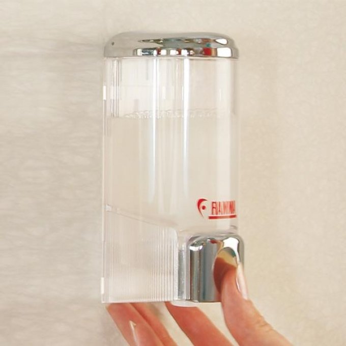Såpedispenser 200 ml transparent sølv Fiamma for campingbruk