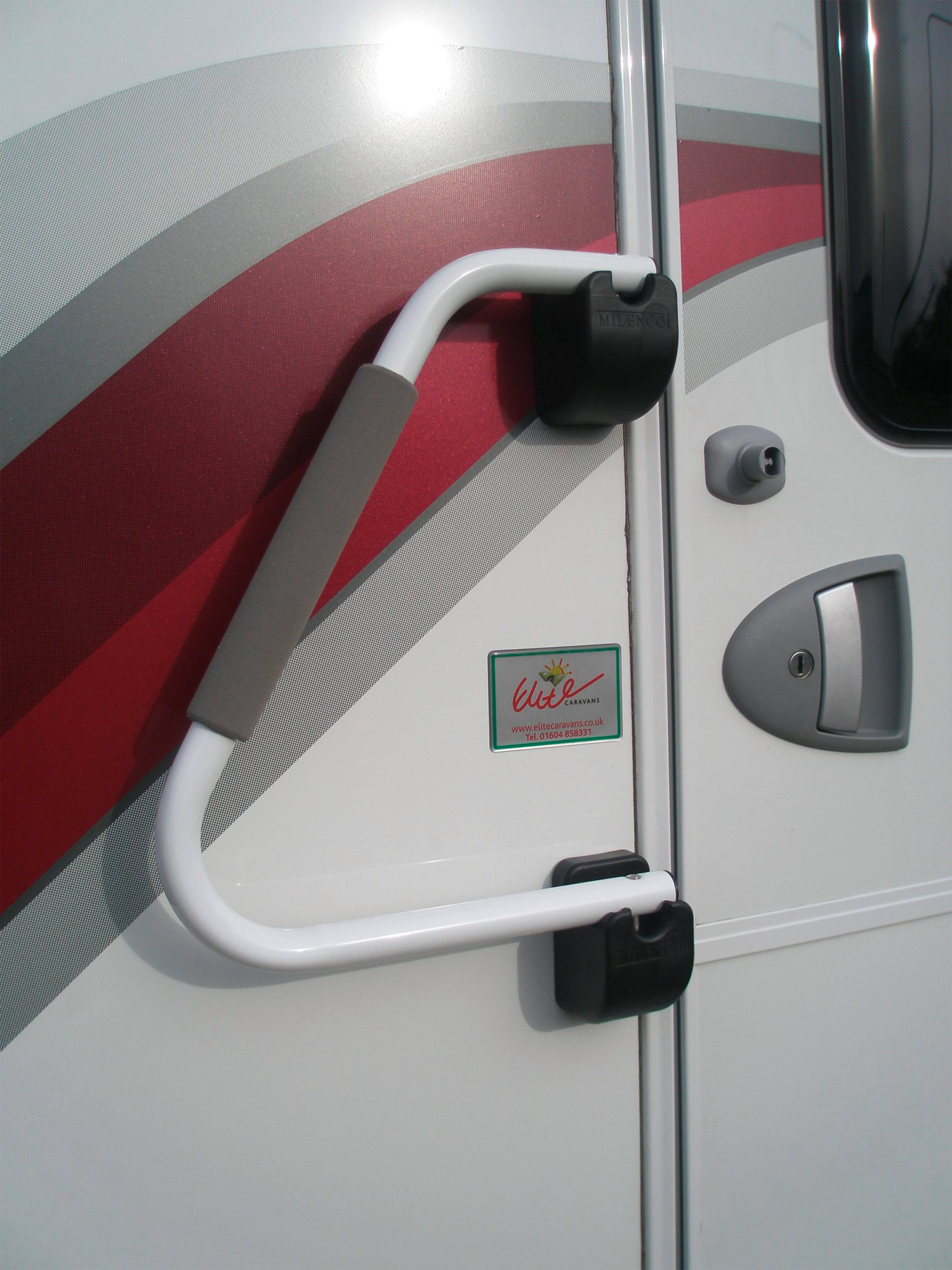 Safety Hand Rail sikkerhetslås for varebil 1,2 kg hvit forfra