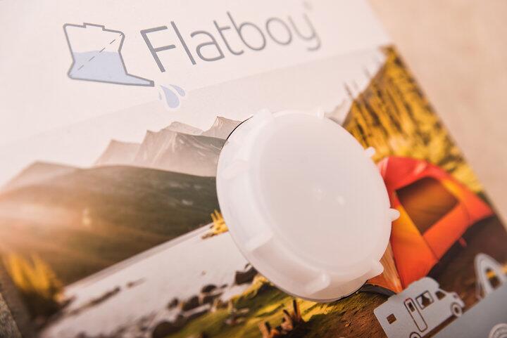 Nærbilde av luftpolstret håndtak på Sammenleggbar vannkanne Flatboy 10L