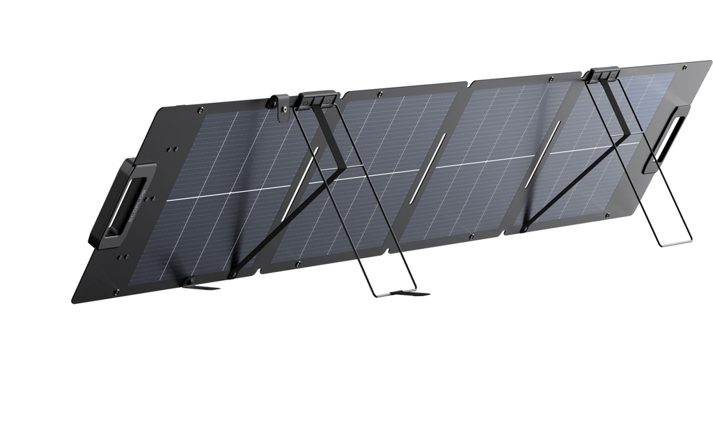 Sammenleggbart bifasialt solcellepanel 110 W IP68 XT60 - EcoFlow montert på campingplass