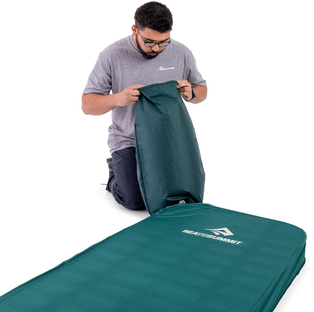 Pakket Selvoppblåsbart liggeunderlag Comfort Deluxe med pumpsekk
