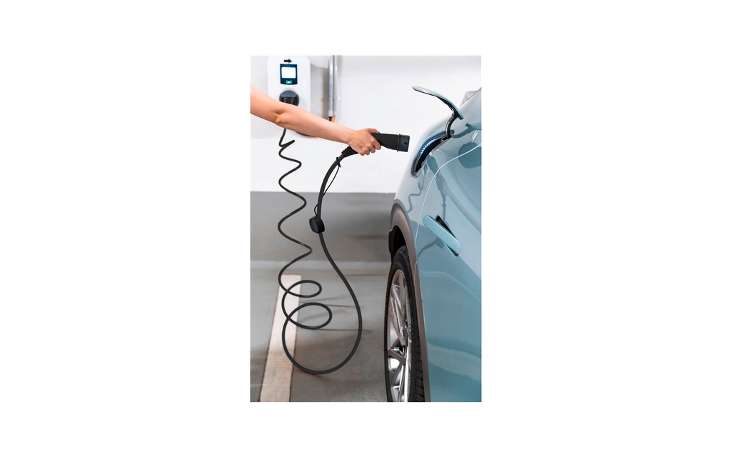 Selvopprullende ladekabel type 2 i svart fra LAPP med 7 meter lengde