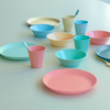 Montert Servicesett Nora Macarons 16 deler for 4 personer - Koziol i bruk