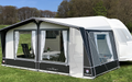 Sesongfortelt Dynamic 250 for campingvogn, stålstenger forfra