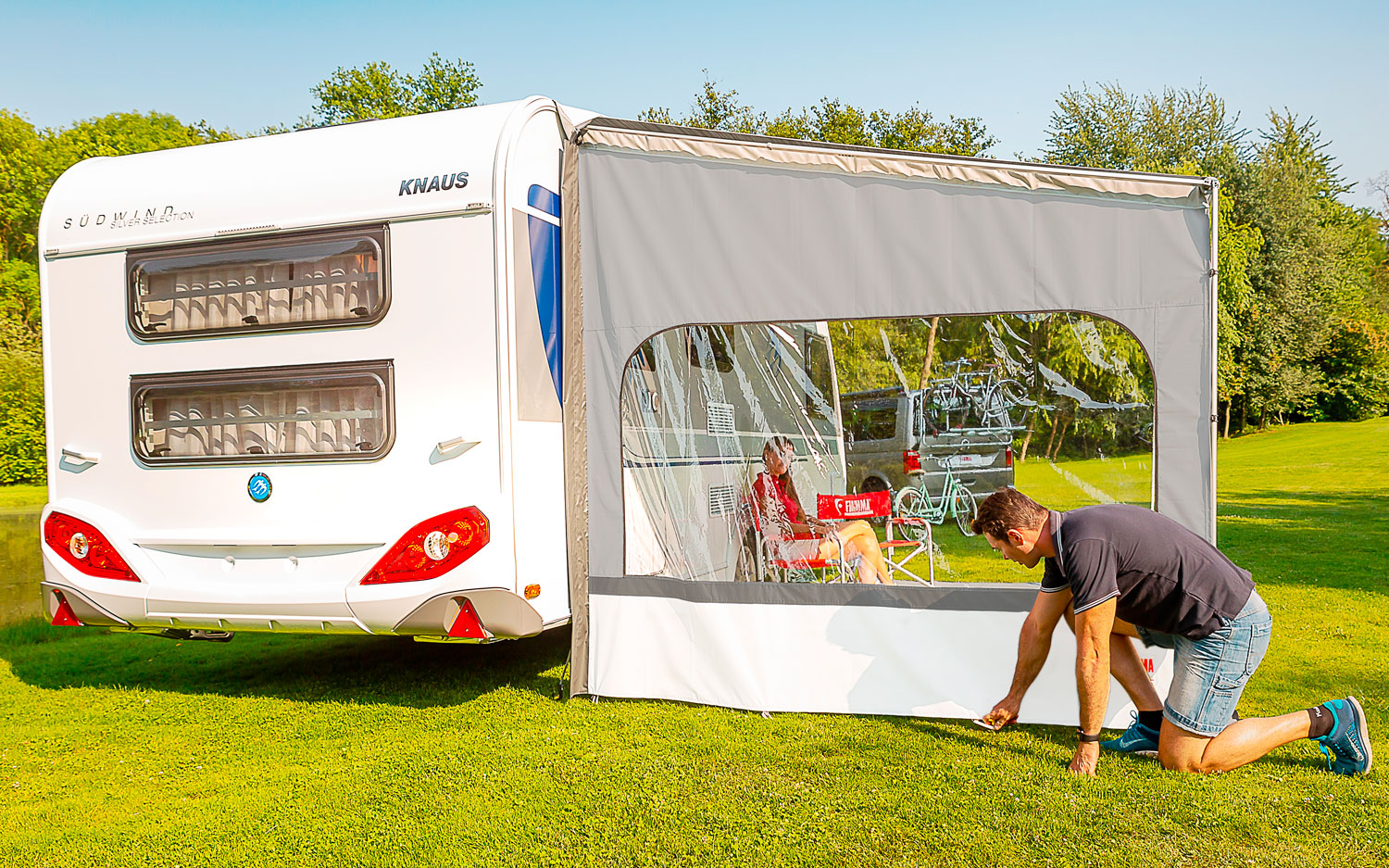 Side W Pro sidevegg for F35 Van markise 180-220 cm fra Fiamma i grått materiale